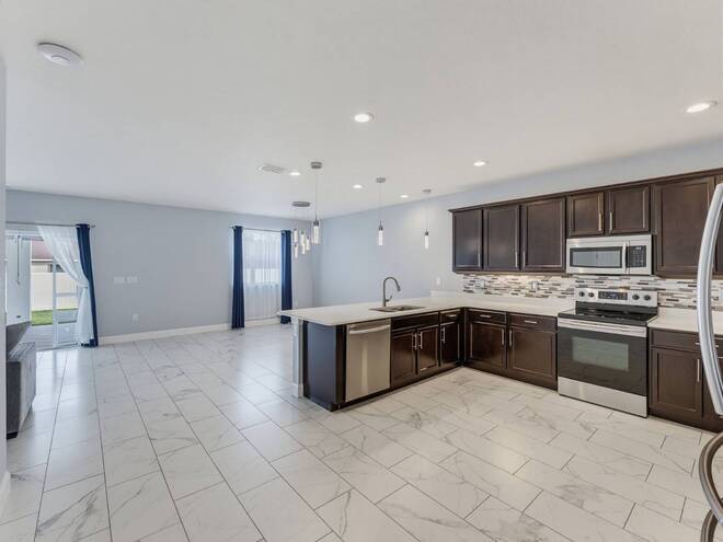 8151 WILDER LOOP, Lakeland, FL 33809