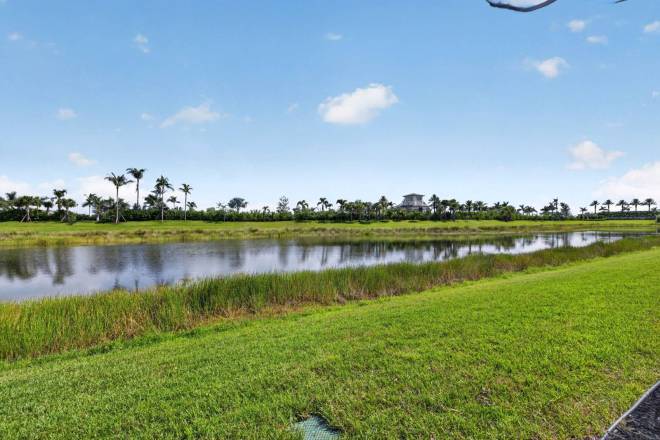 12445 SW High Tide Road, Port Saint Lucie, FL 34987