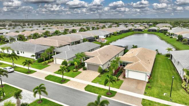 11954  SW Seaway Street, Port Saint Lucie, FL 34987