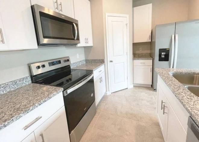 1648 Lindley St, West Palm Beach, FL 33407