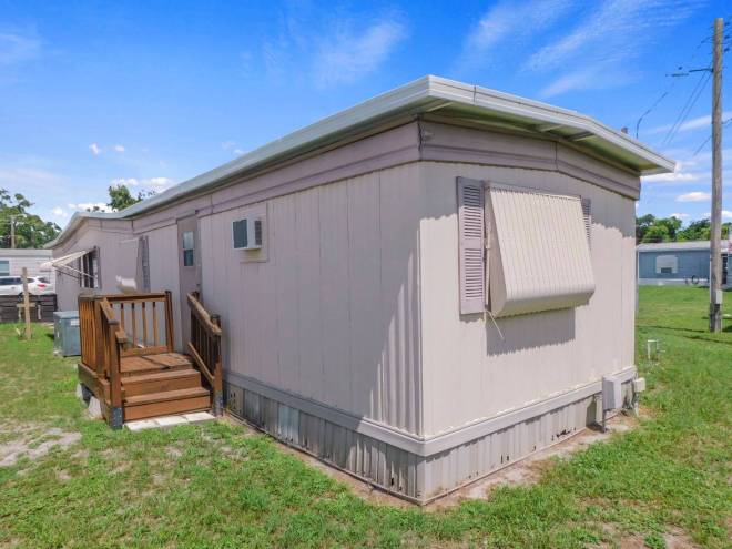 305 Mels Drive, Lakeland, FL 33815