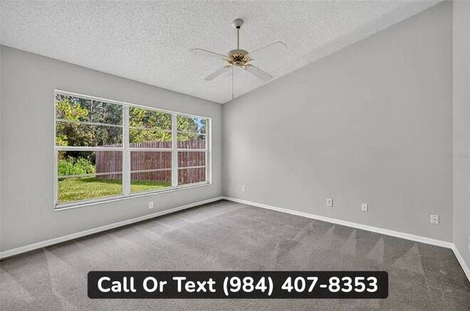 1004 Hardwood Dr, Valrico, FL 33596