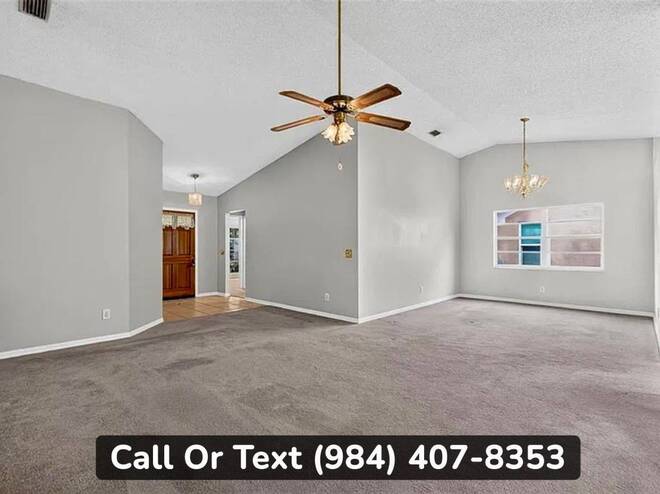 1004 Hardwood Dr, Valrico, FL 33596