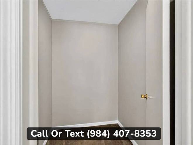 1004 Hardwood Dr, Valrico, FL 33596