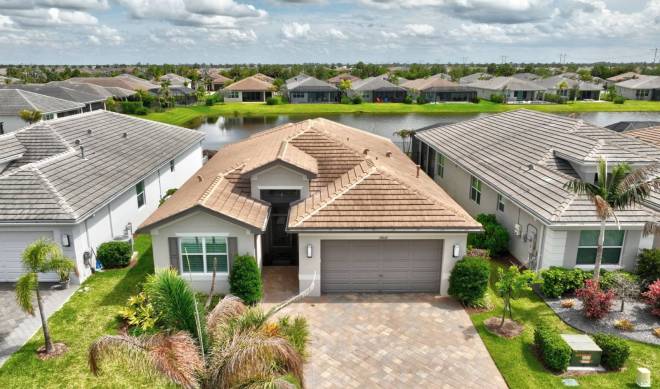 13042  SW Brook View Terrace, Port Saint Lucie, FL 34987