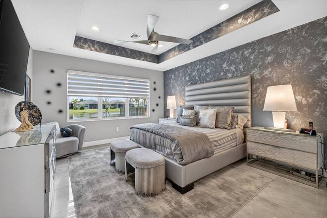 13042  SW Brook View Terrace, Port Saint Lucie, FL 34987