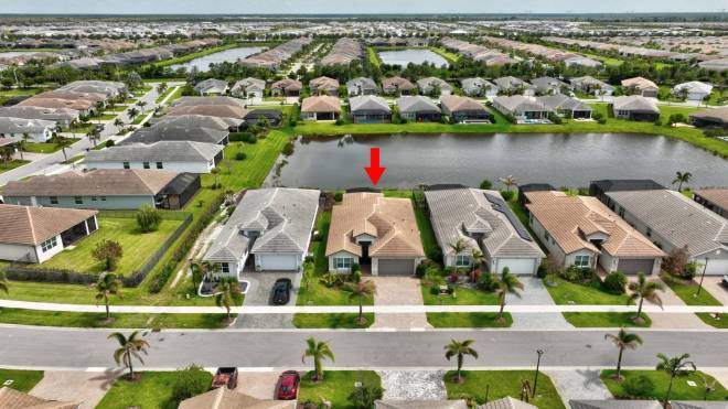 13042  SW Brook View Terrace, Port Saint Lucie, FL 34987