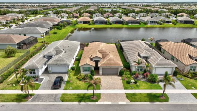 13042  SW Brook View Terrace, Port Saint Lucie, FL 34987