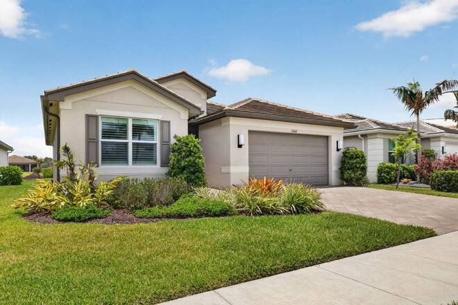 13042  SW Brook View Terrace, Port Saint Lucie, FL 34987